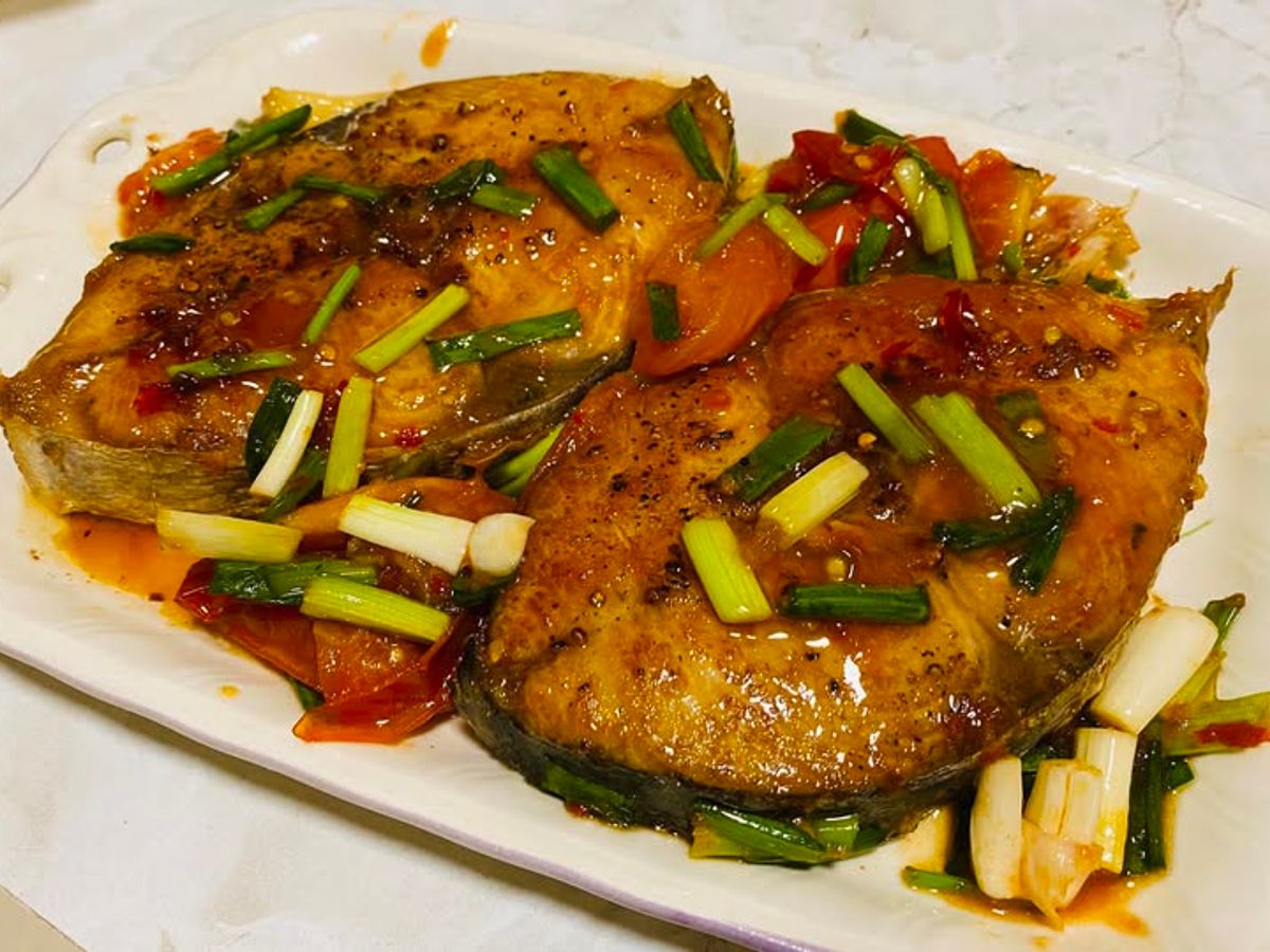 Cá Thu Sốt Cay (dùng sốt ớt ngọt Thái)