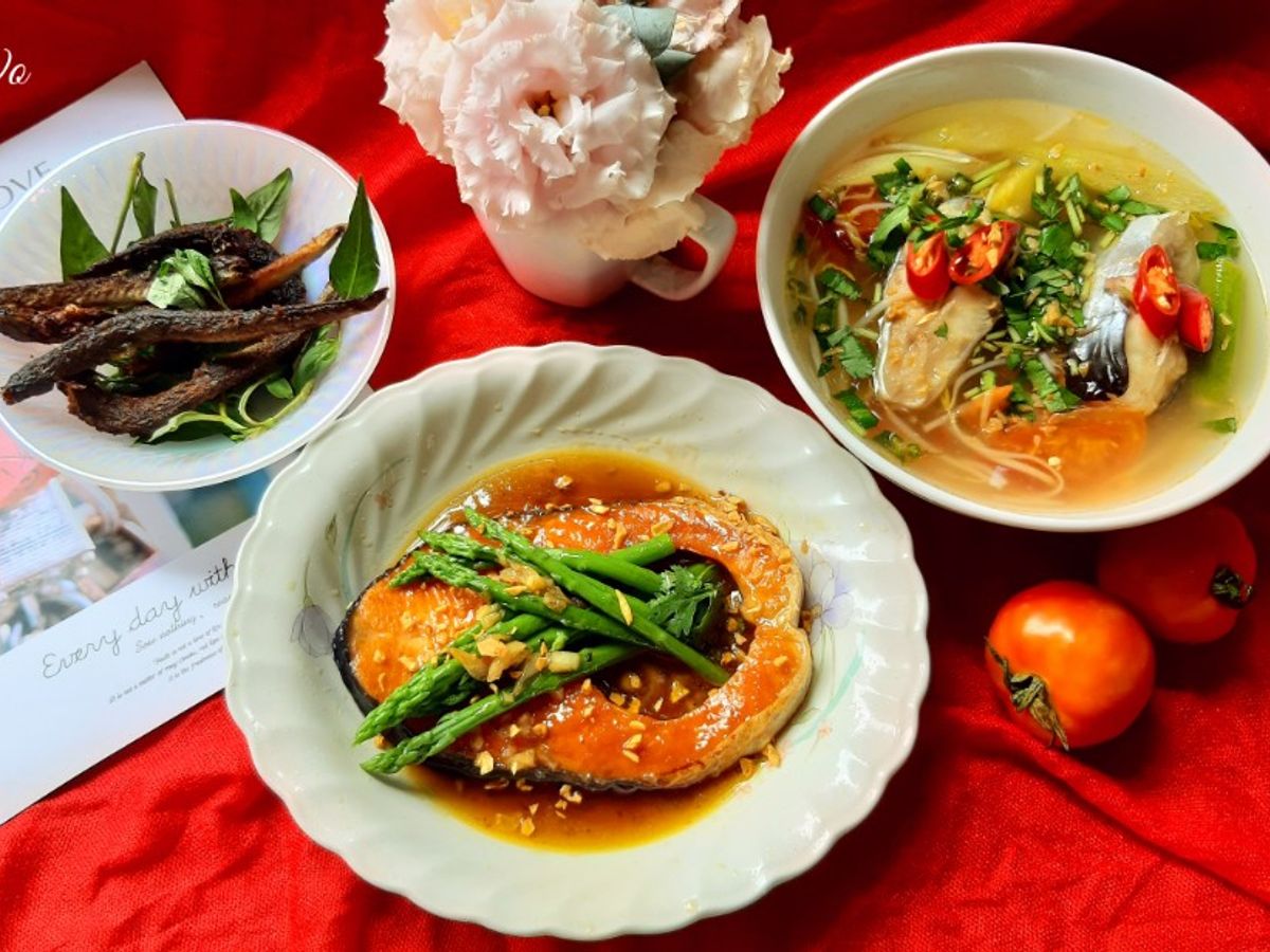 Bữa cơm với các món cá