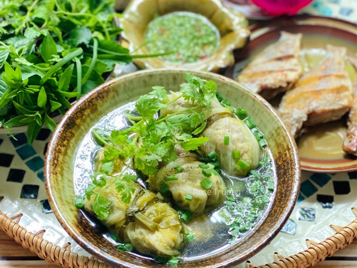 Canh Bắp Cải Sú Cuộn Thịt