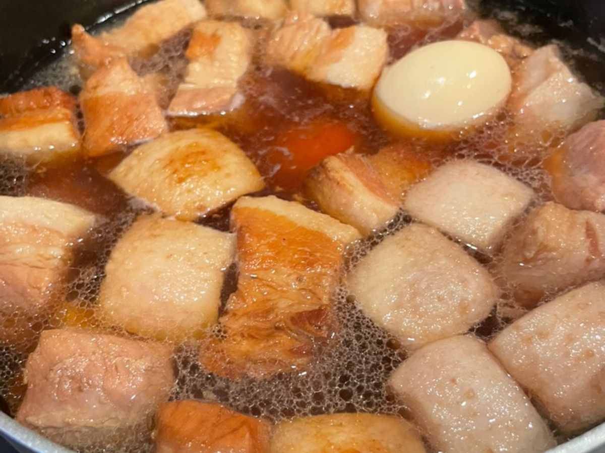 Thịt kho trứng miền quê