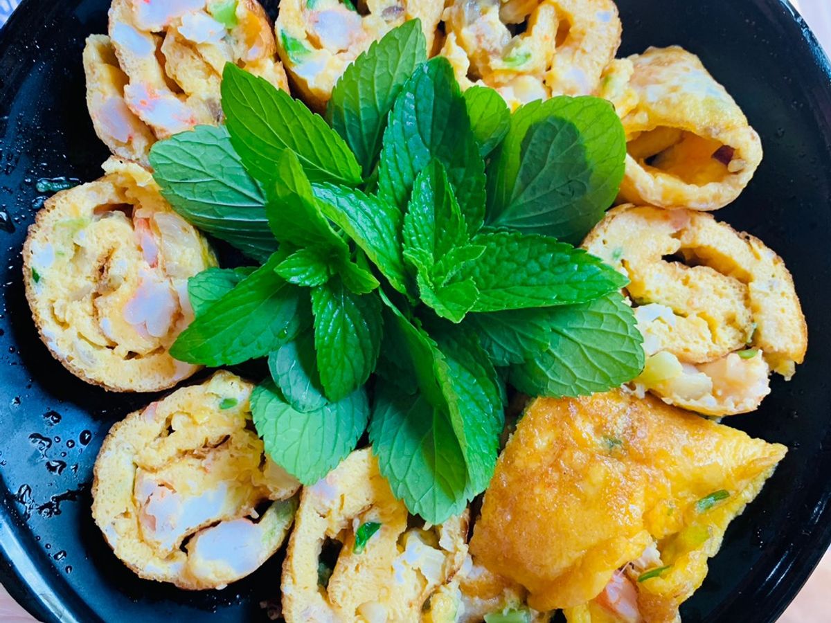 Vào bếp cùng con: tôm chiên trứng