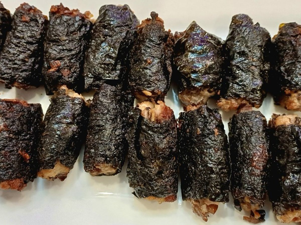 Rong biển cuộn thịt chiên