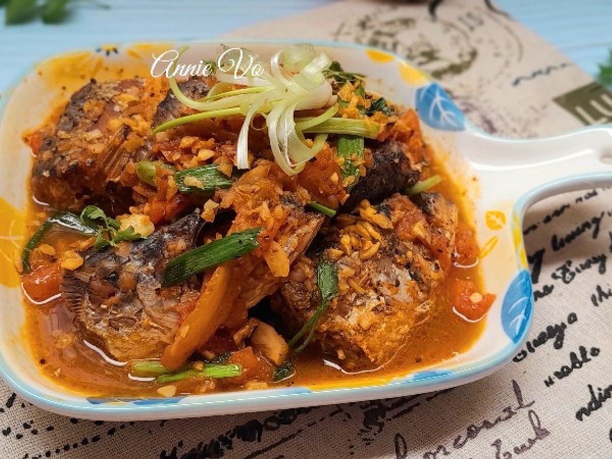 Cá chuồn sốt cà