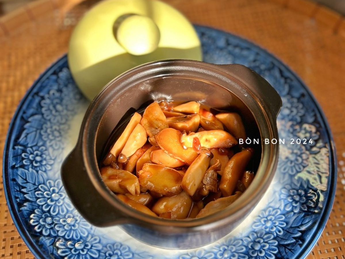 Nấm Đùi Gà Kho Gừng Chay