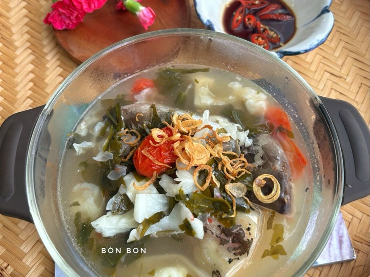 Canh Chua Đầu Cá Hú Nấu Lá Giang