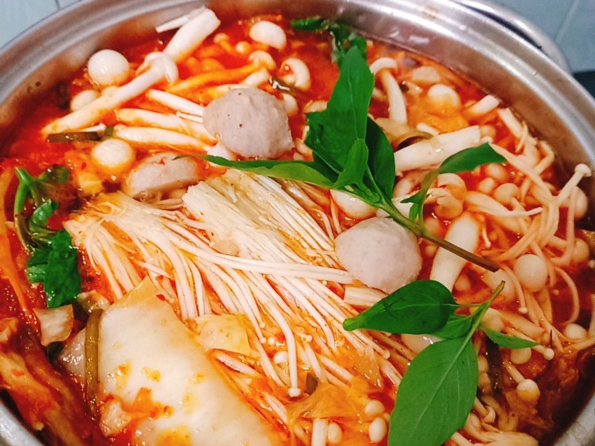 Kim chi nấu cá viên