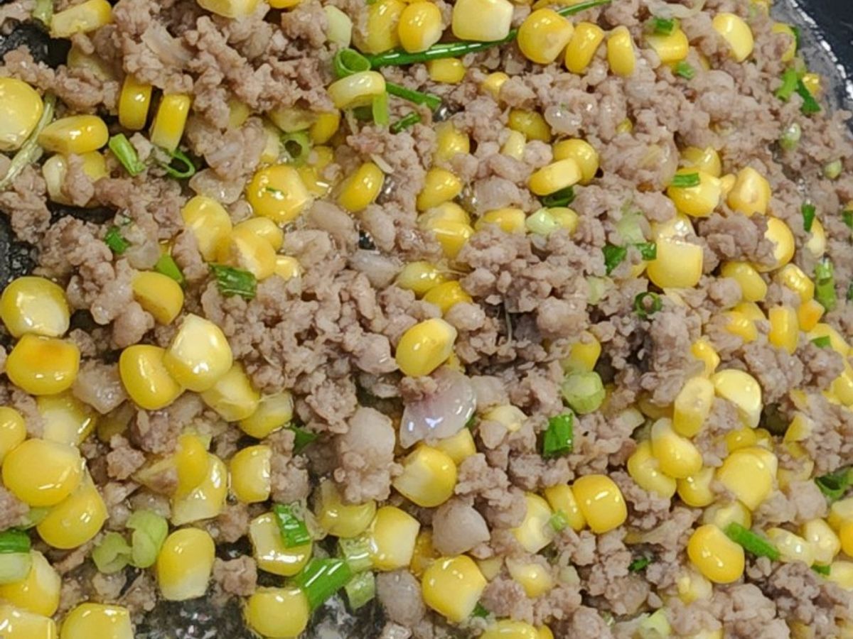 Thịt băm xào ngô ngọt