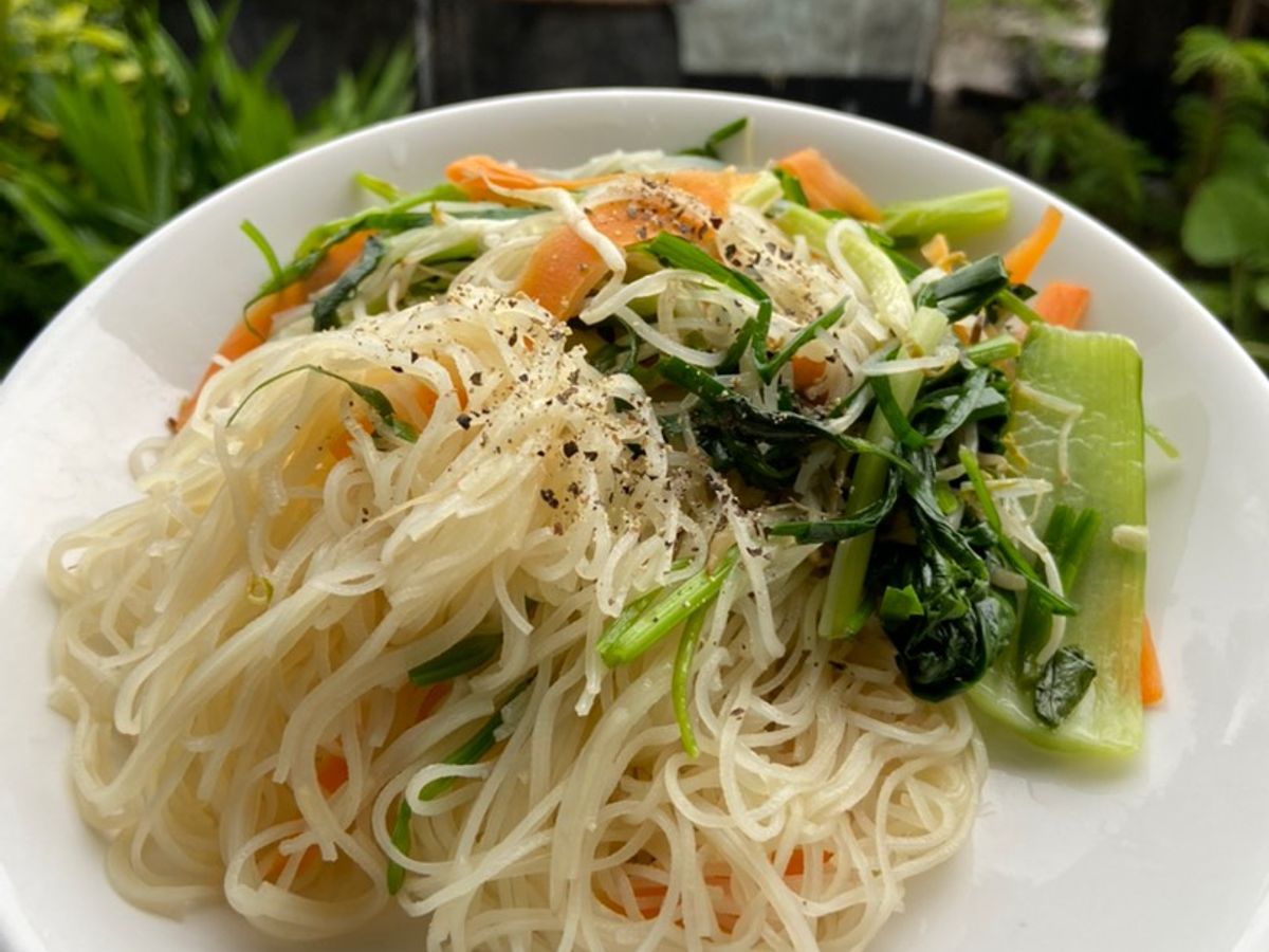 Hủ tiếu xào rau củ