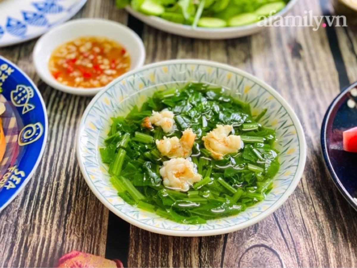 Canh Cải Bó Xôi Nấu Tôm