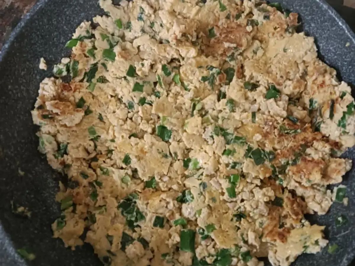 Trứng rán thịt băm