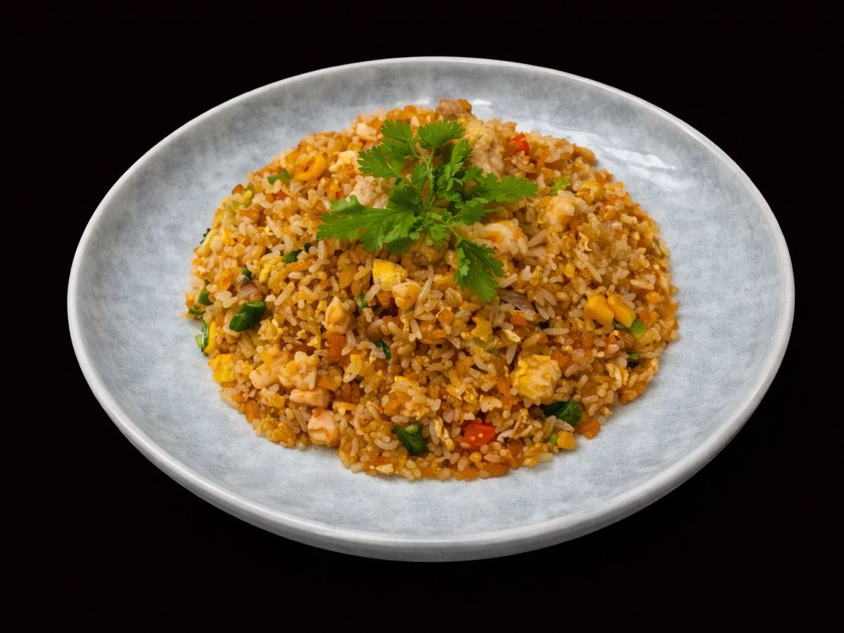 SP.0785 - Cơm Rang Cá Mặn Hải Sản