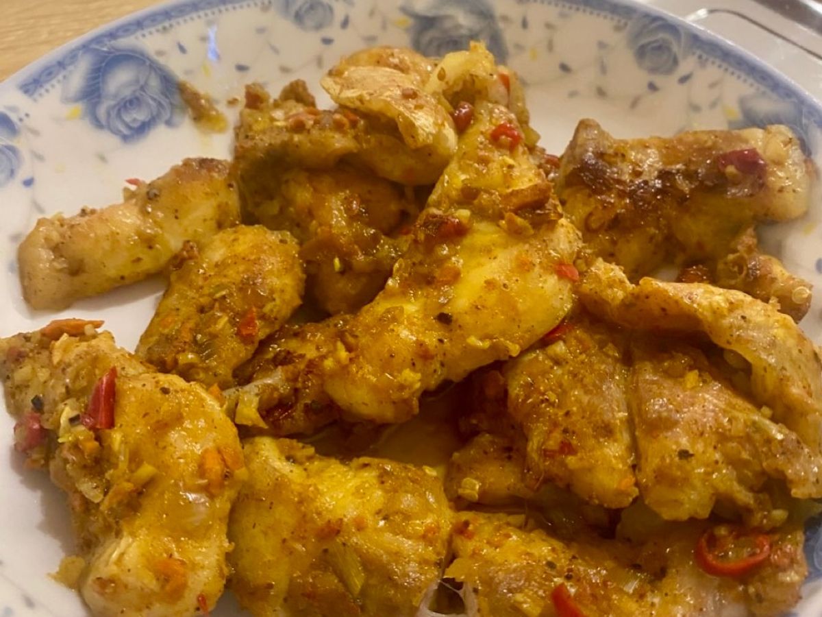 Cá basa chiên EatWell