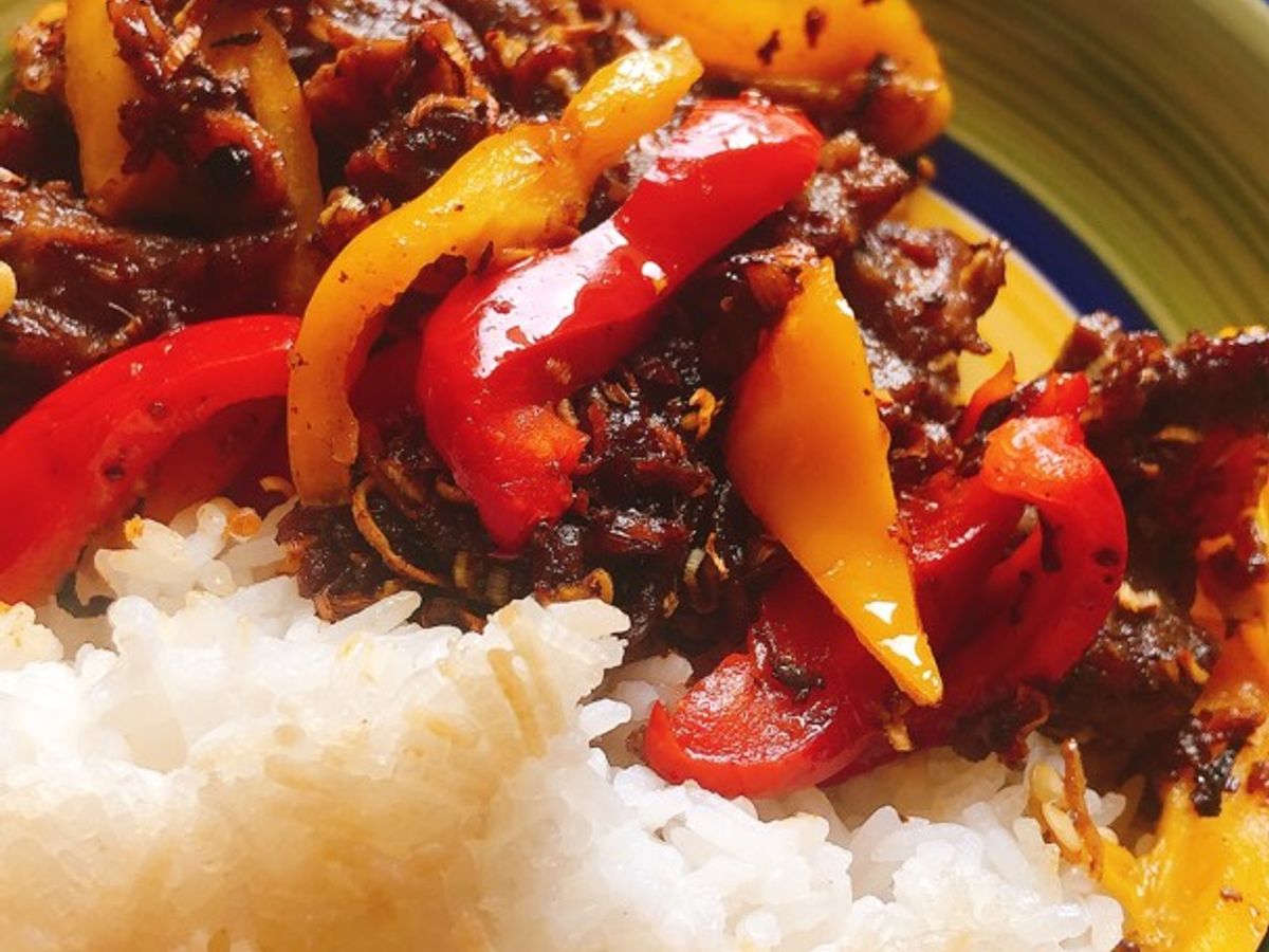 Bò xào sa tế