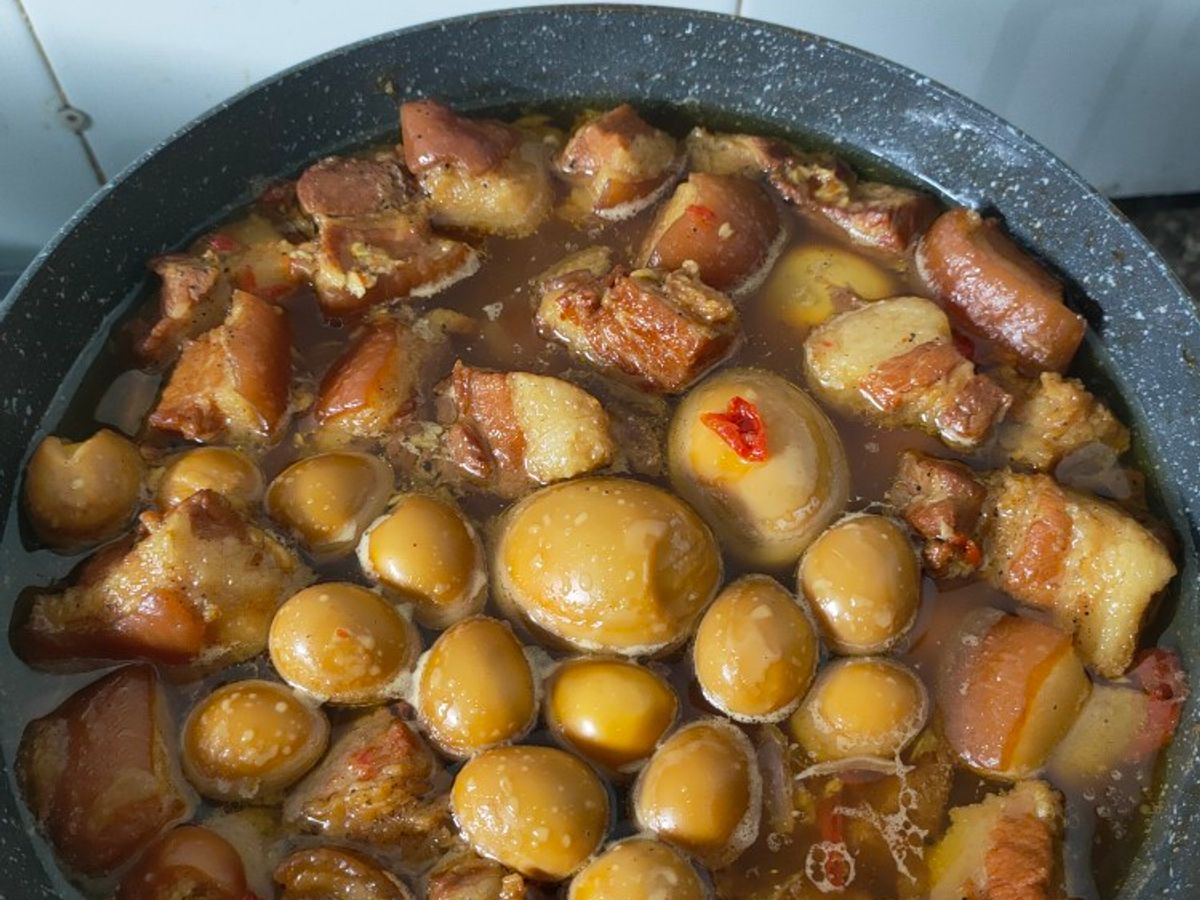 Thịt ba rọi kho tàu