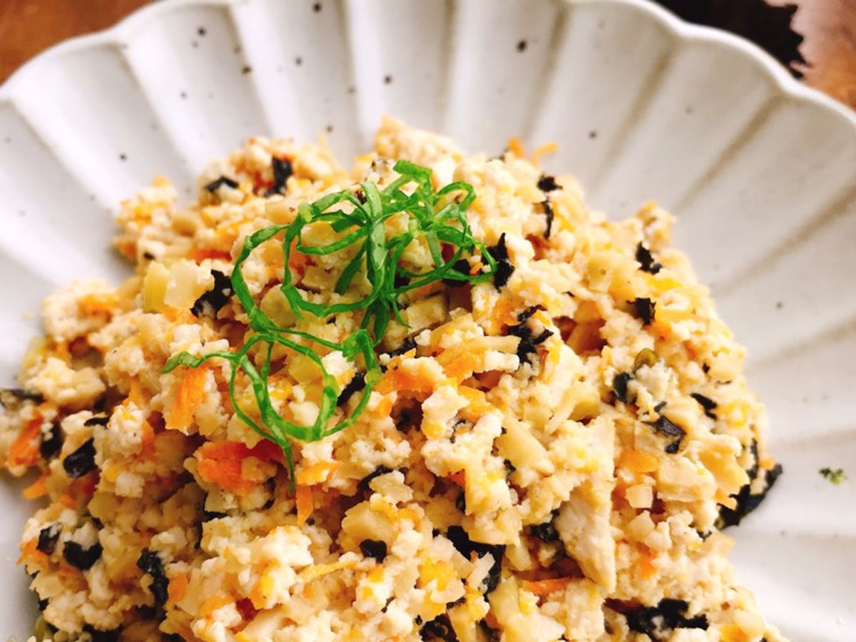 Đậu hũ xào rong biển cà rốt