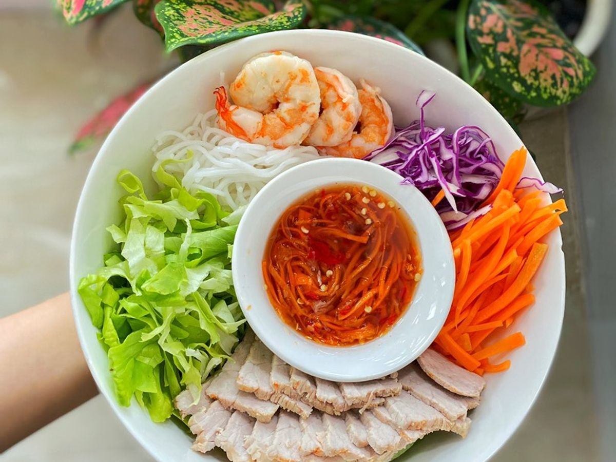 Bún Trộn Tôm & Thịt Nạc Eat Clean