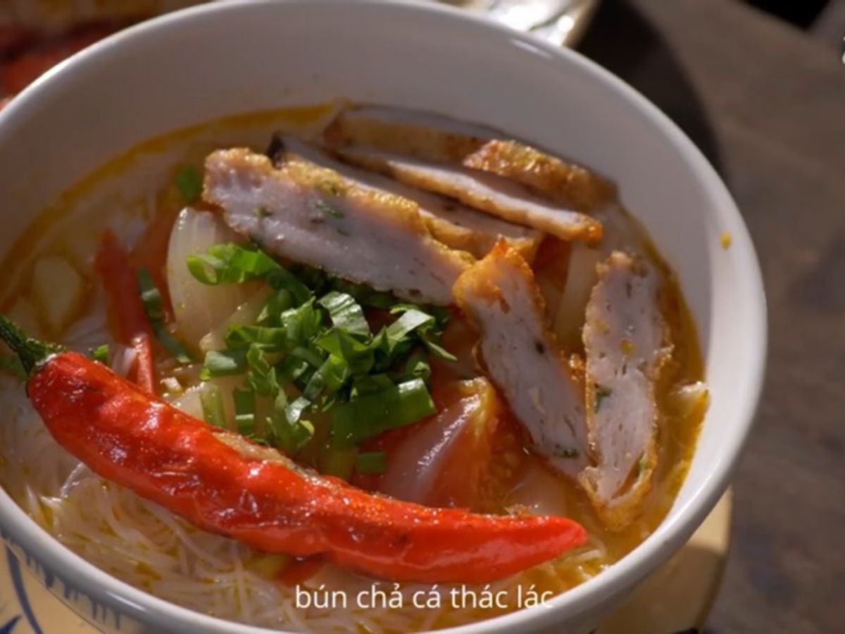 Bún chả cá thác lác