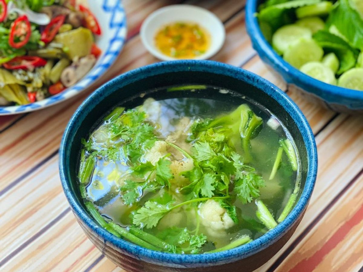 Canh Sườn Heo Bông Cải