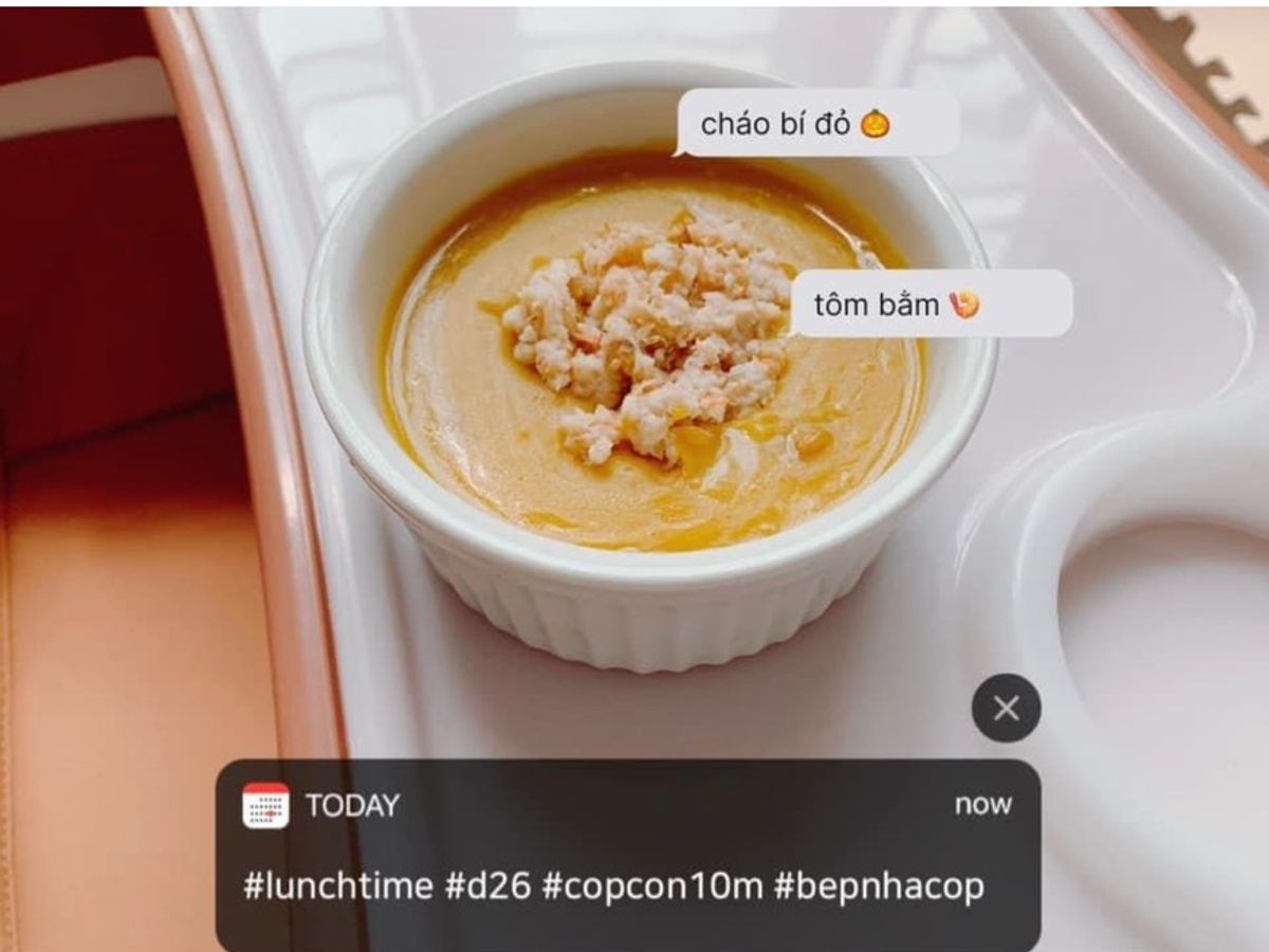 Cháo tôm bằm 🦞 bí đỏ