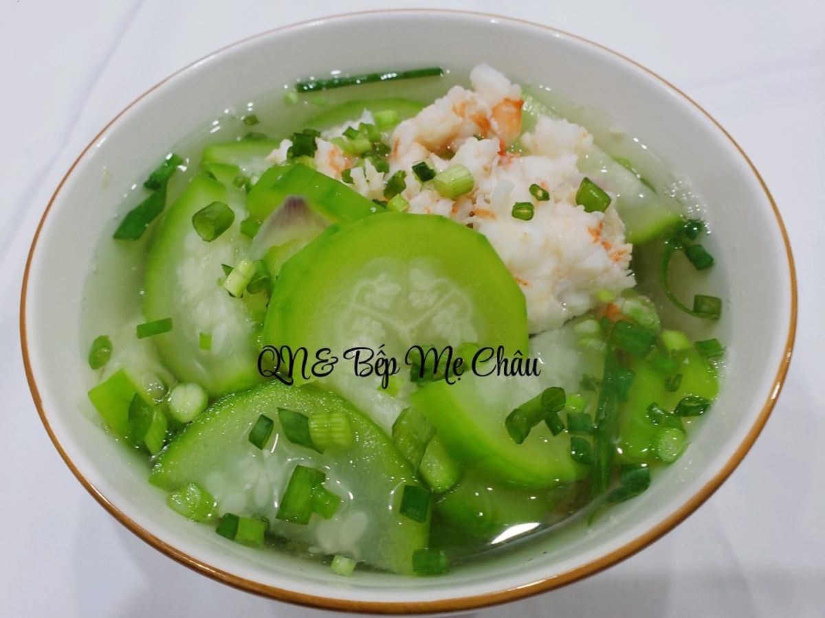 Canh bí đao nấu tôm