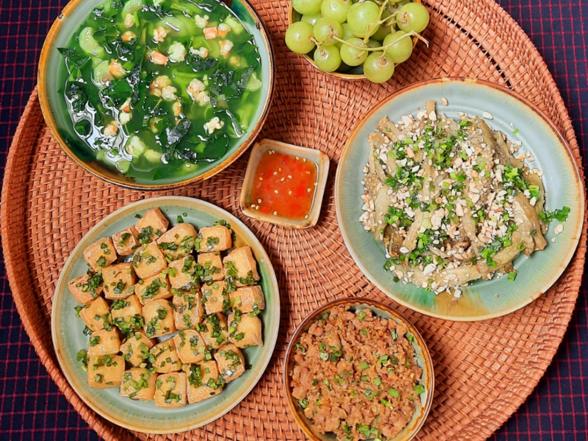 Cơm nhà 24