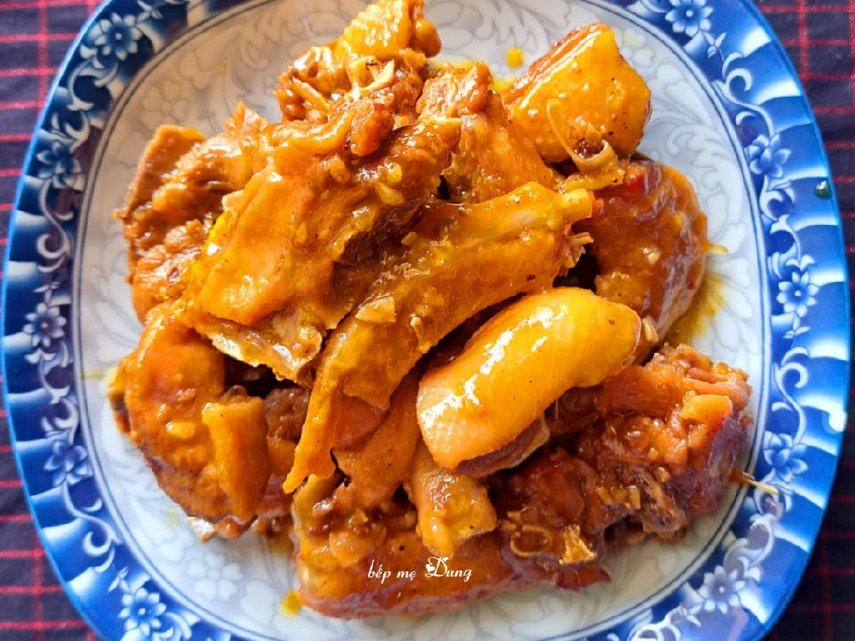Thịt vịt khìa nước dừa