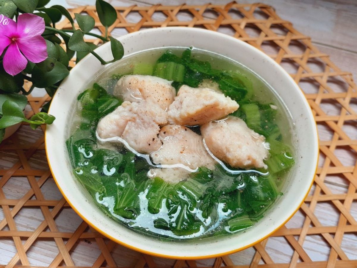 Canh cá thác lác nấu cải bẹ xanh