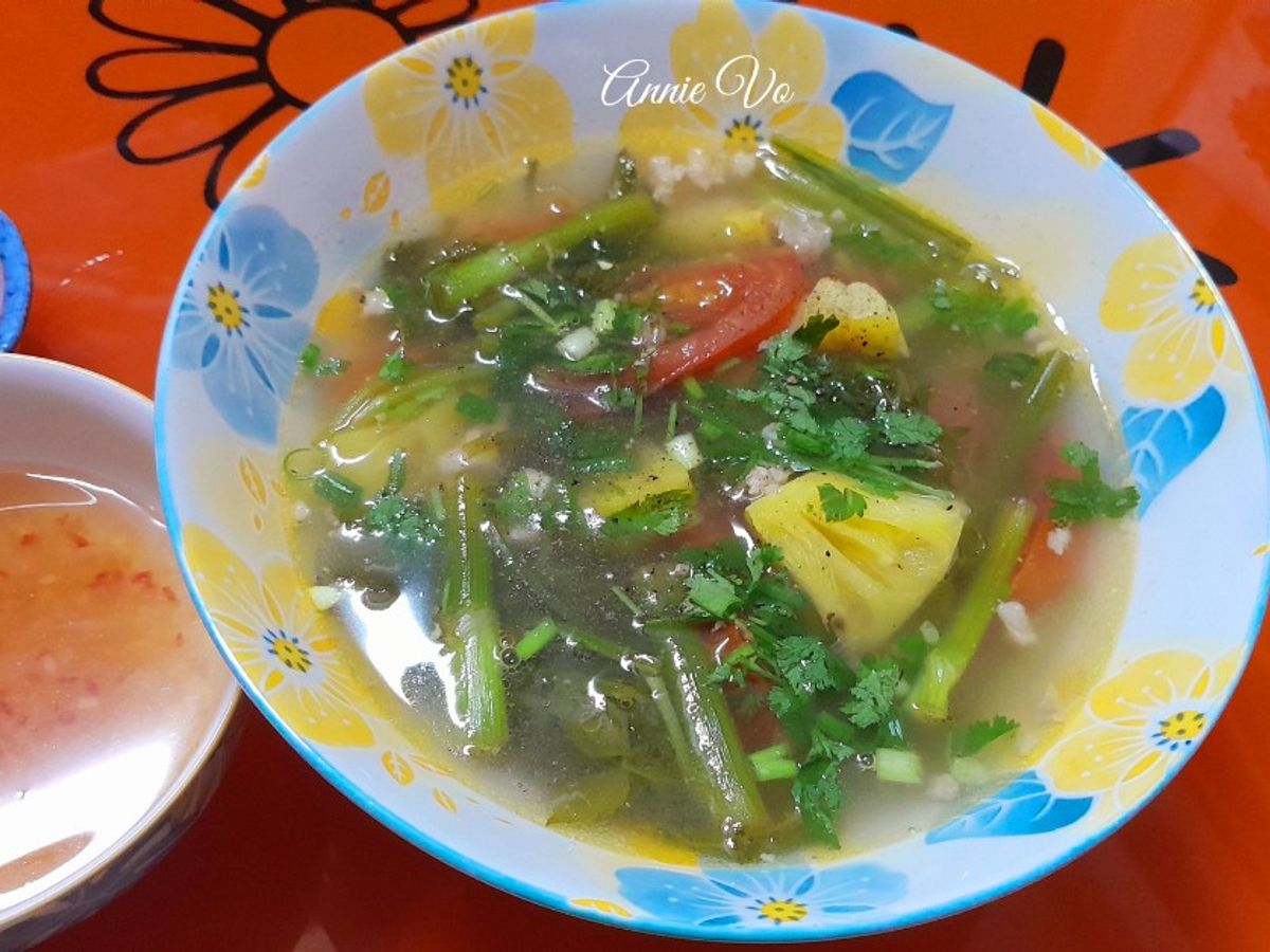 Canh ngót rau cần nước