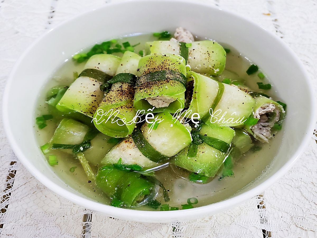 Canh bí xanh cuộn thịt