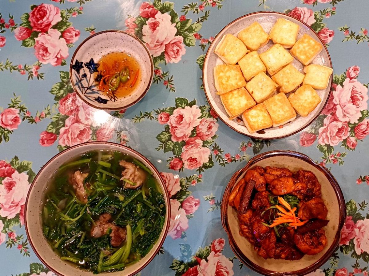 Mâm cơm gia đình #60