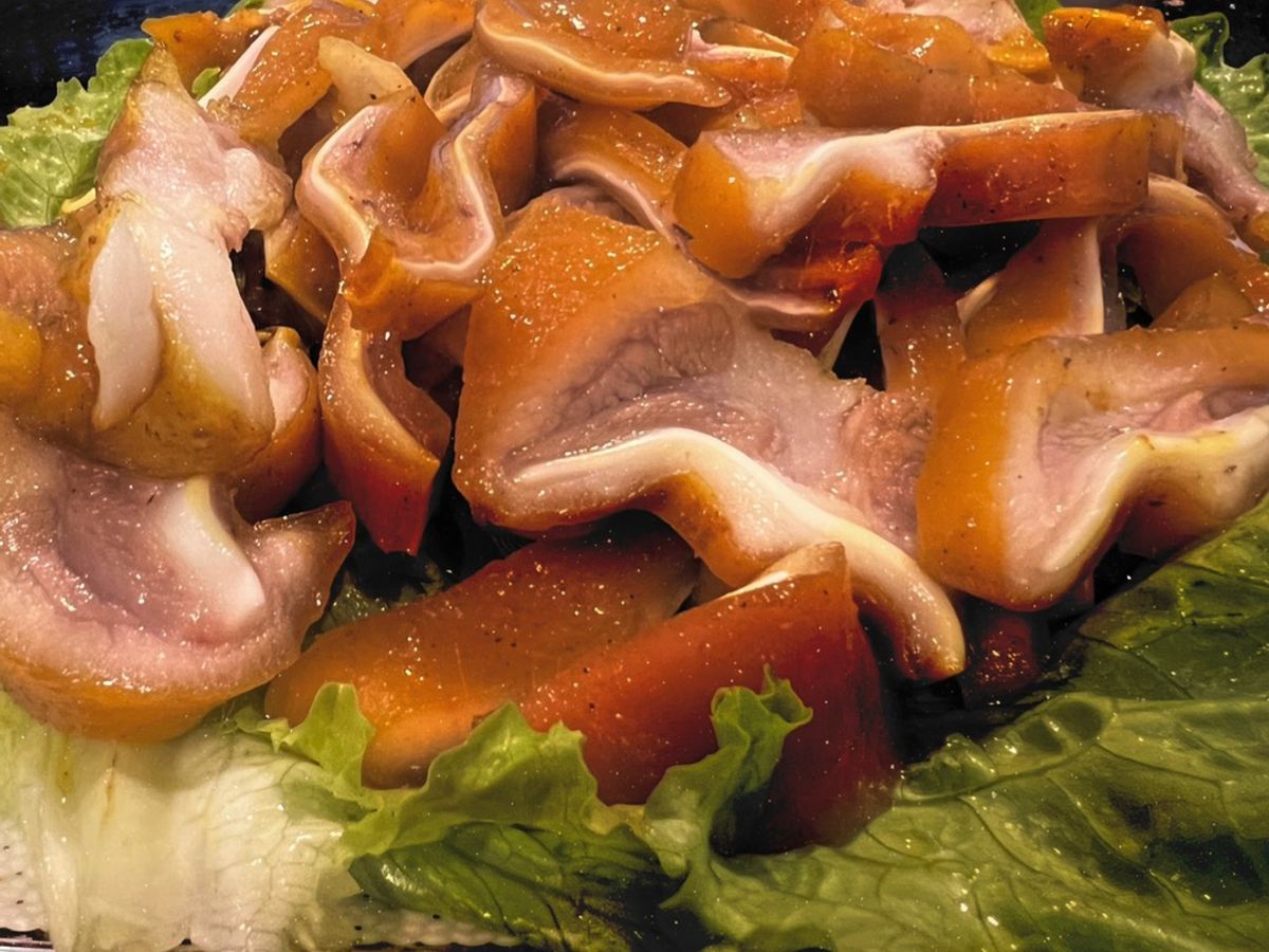 Tai Heo Khìa Nước Dừa