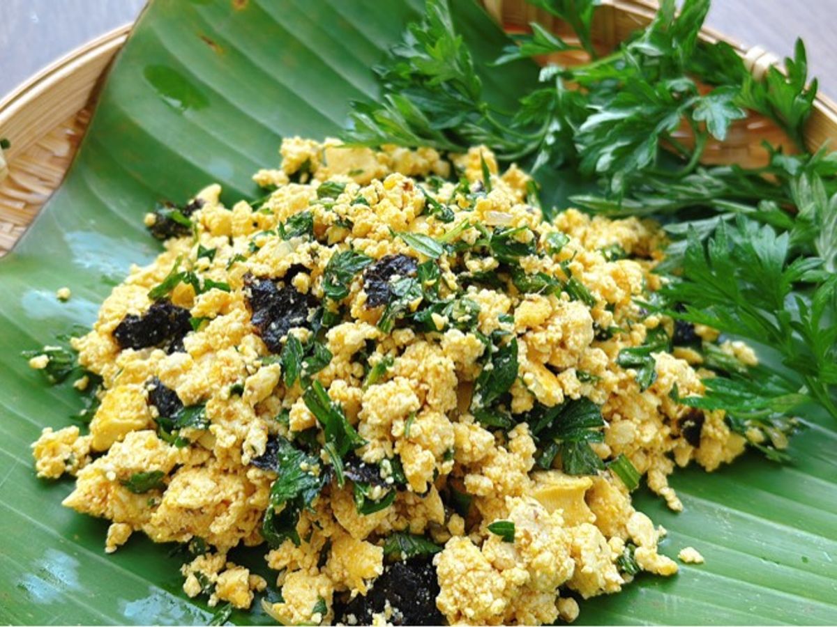 Đậu phụ xào rong biển ngải cứu