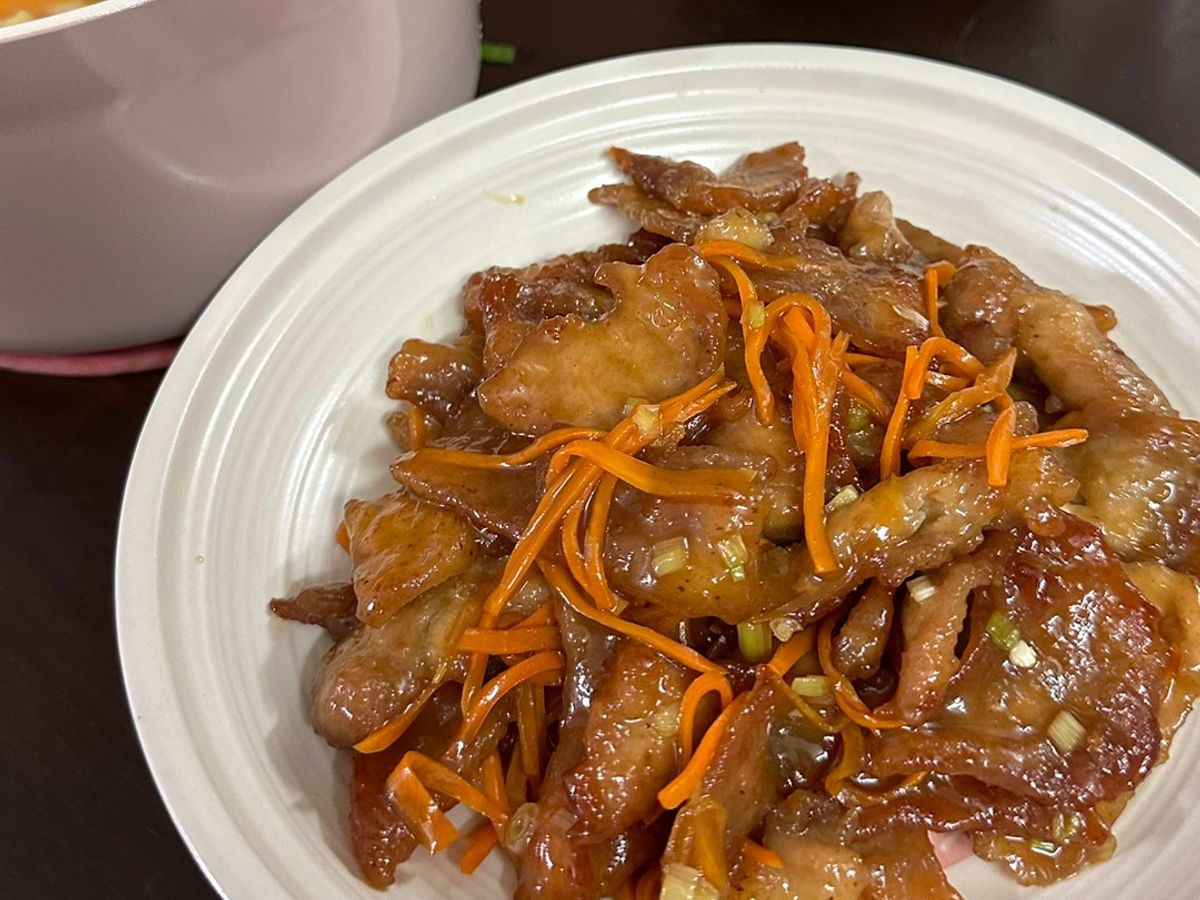 Thịt heo chiên sốt cam