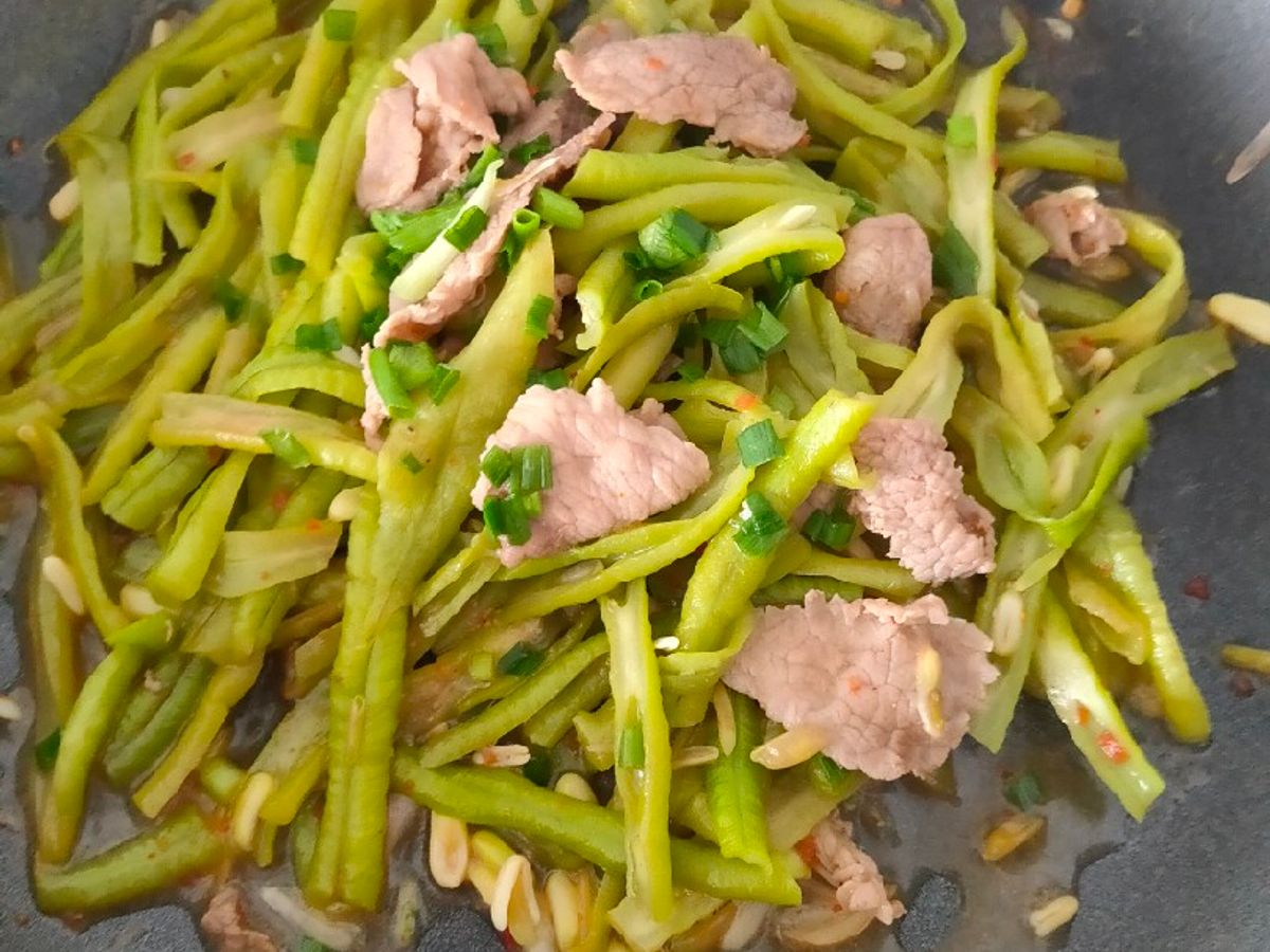 Thịt heo xào đậu đũa