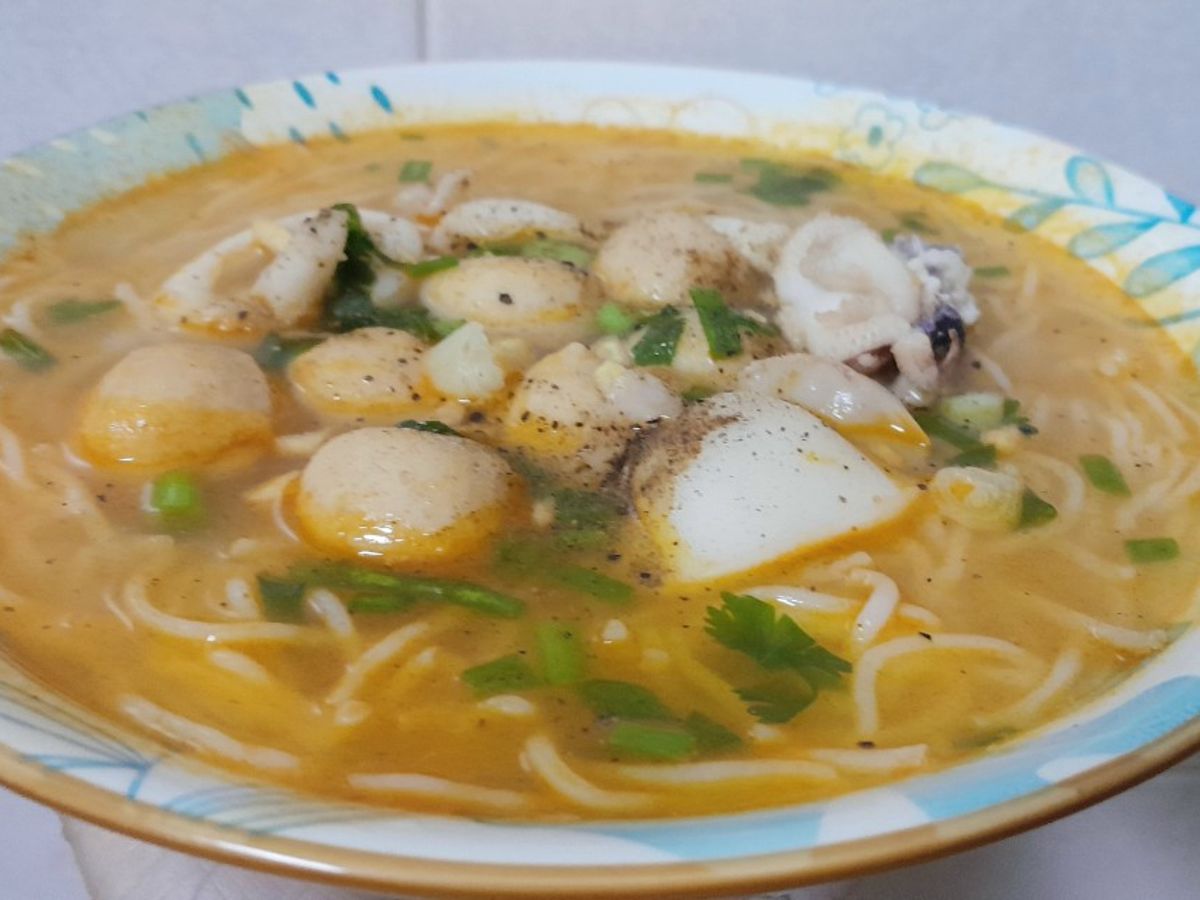 Bún Thái mực cá viên