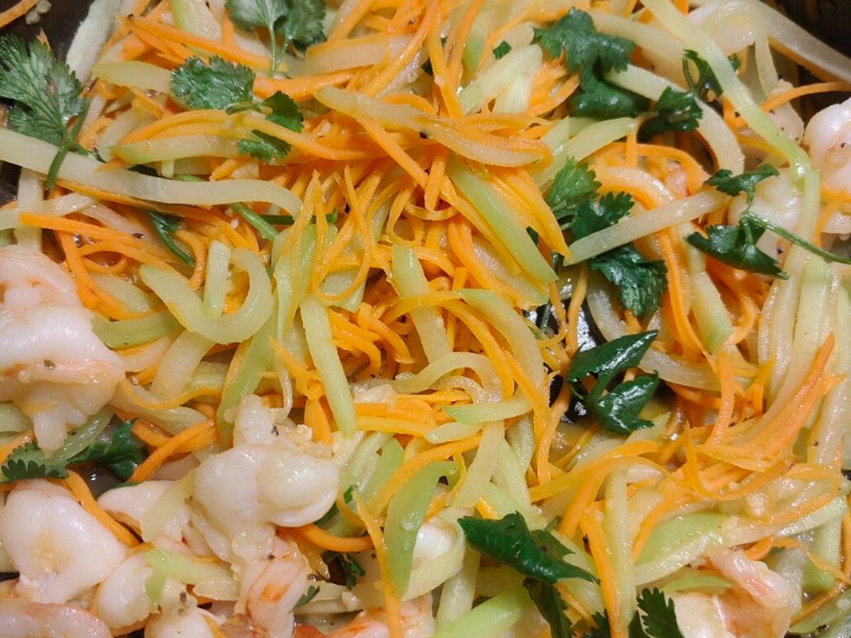 Su su cà rốt xào tôm