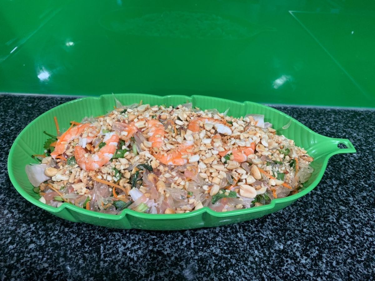 Gỏi bưởi tôm thịt