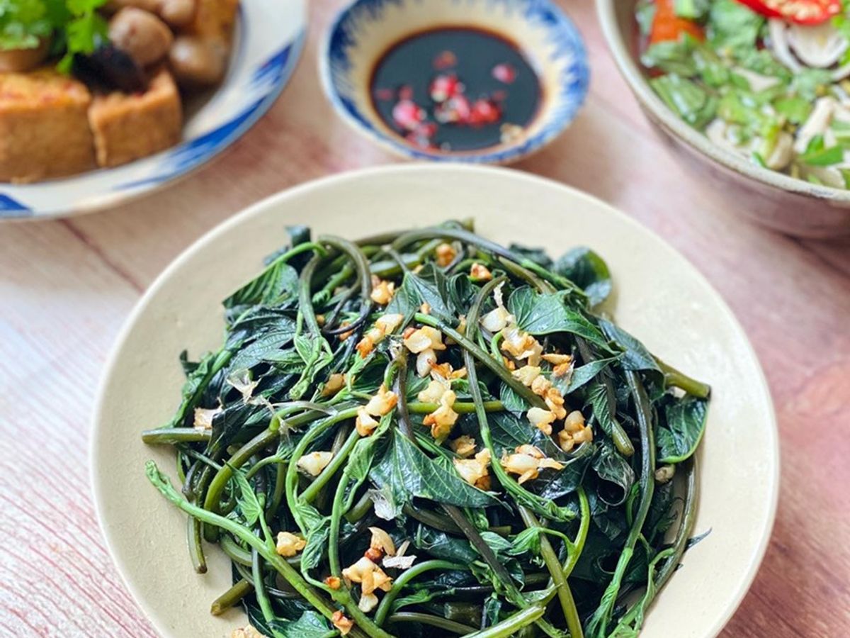 Rau Muống Xào Tỏi