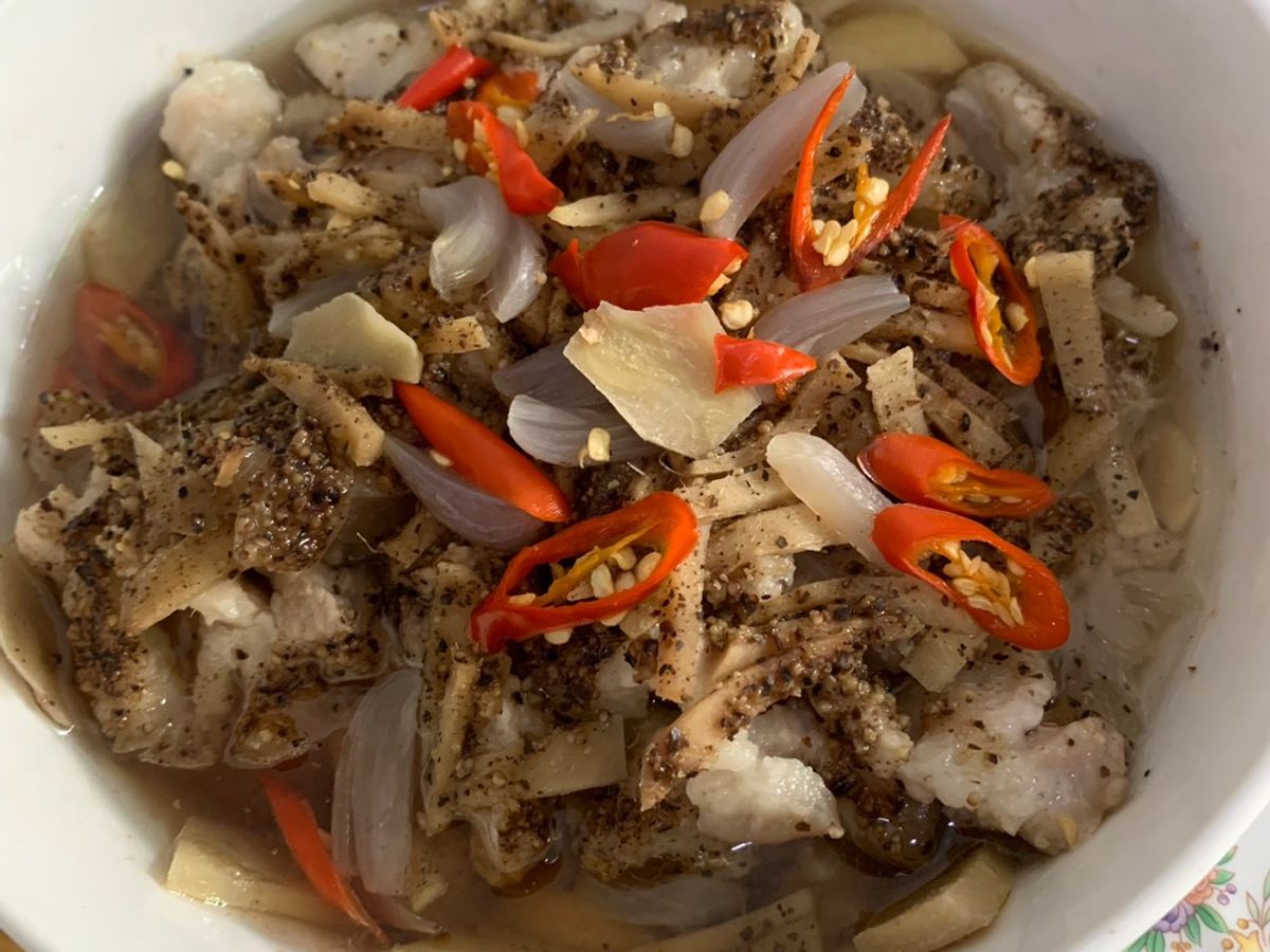 Mắm cá thu chưng ba rọi