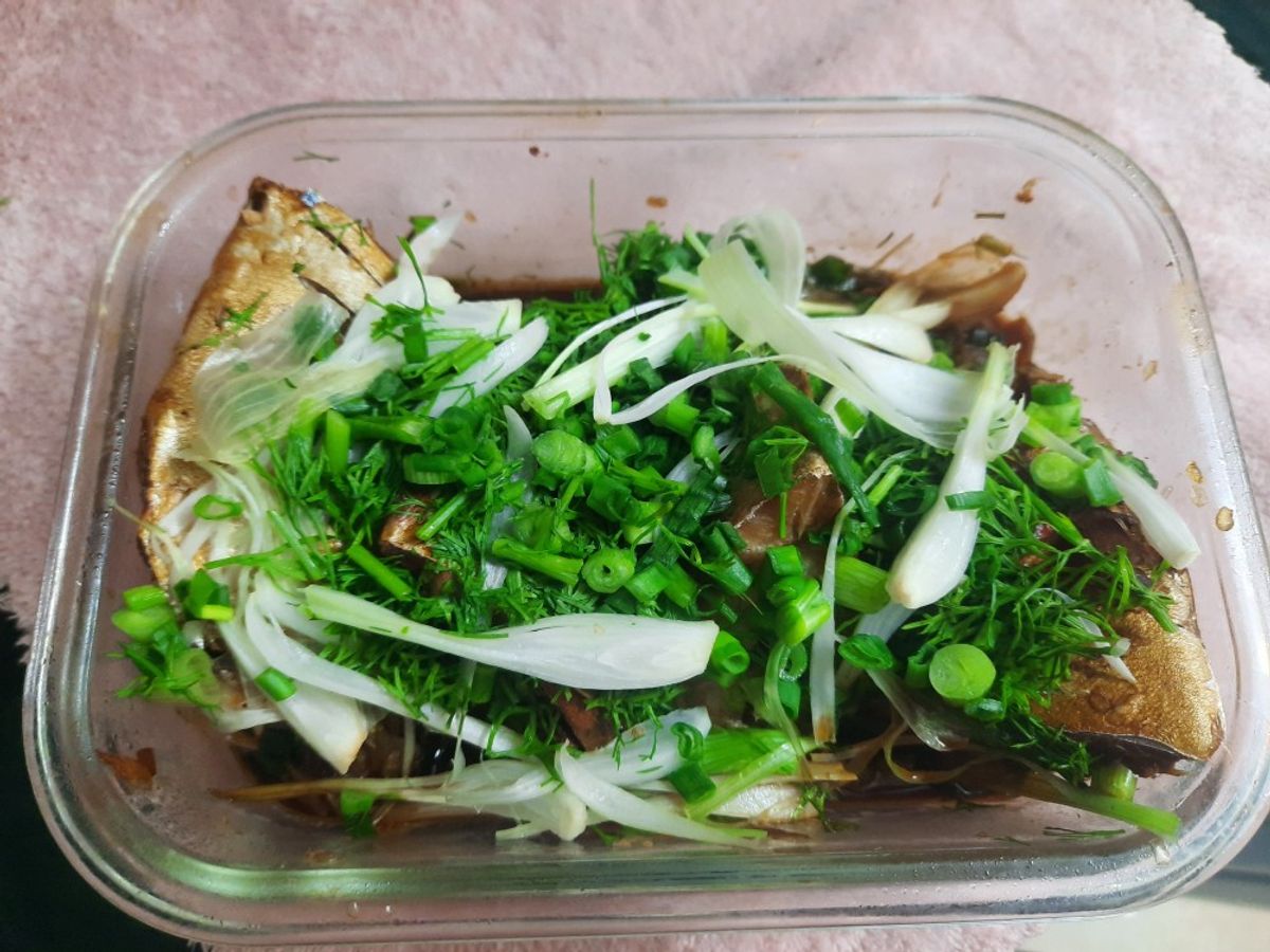 Cá bạc má hấp xì dầu