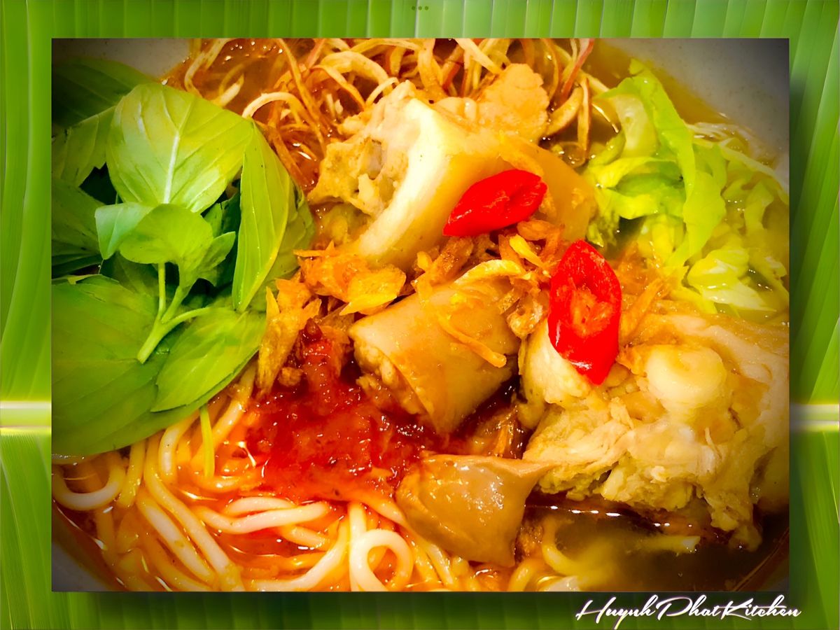 Bún Đuôi Heo