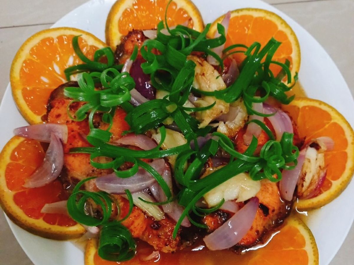 Cá hồi sauce cam sành