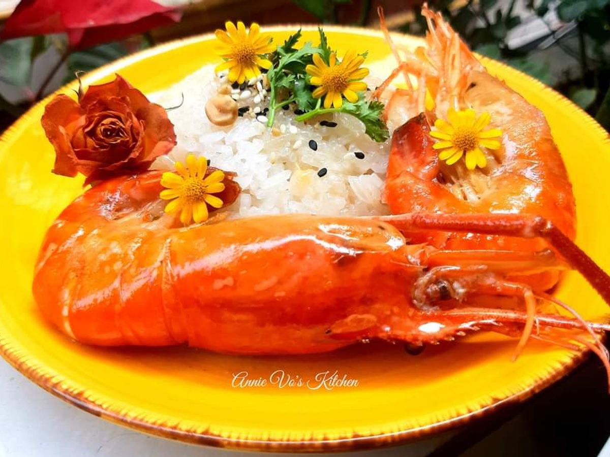 Tôm càng um sữa đặc