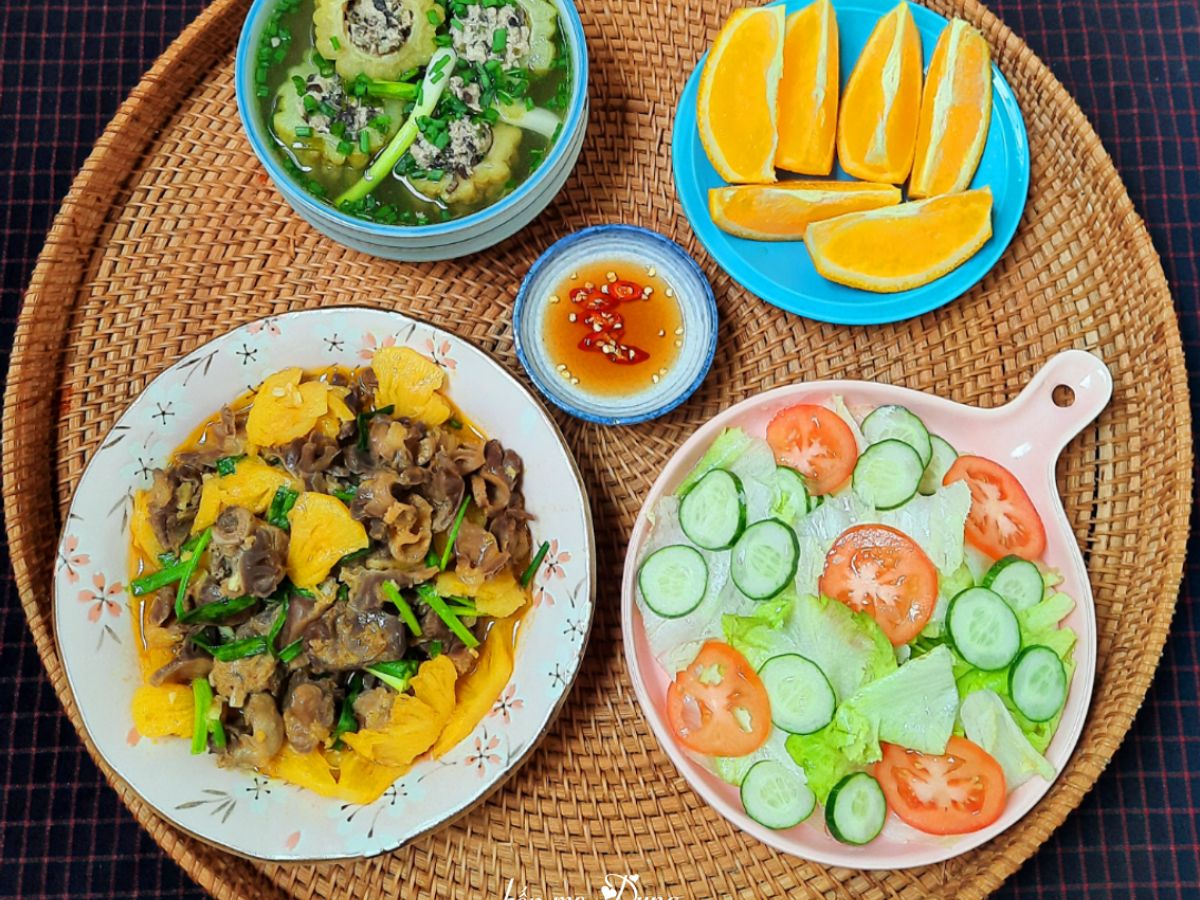 Cơm nhà 18