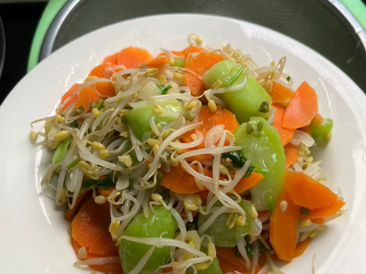 Rau củ xào thập cẩm