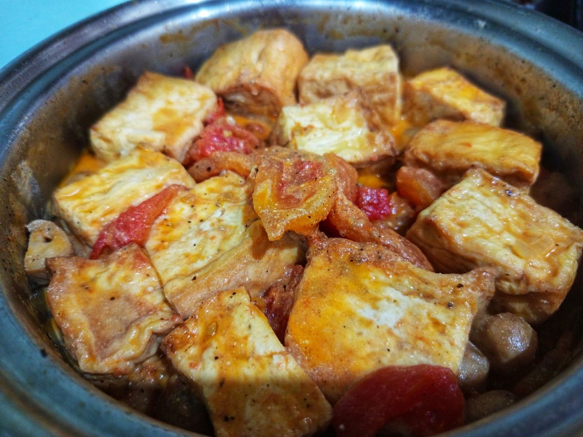 Đậu hũ kho chao/cà chua