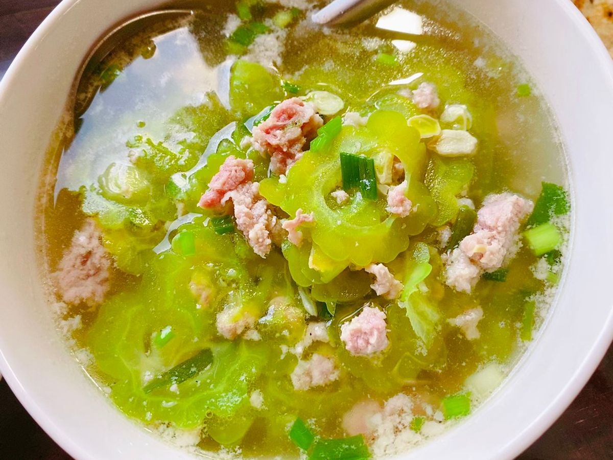 Canh khổ qua thịt heo bằm