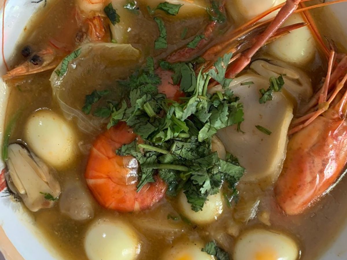 Bánh canh phồng tôm nấu tôm