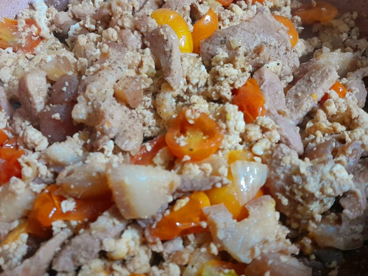 Trứng xào thịt cà chua