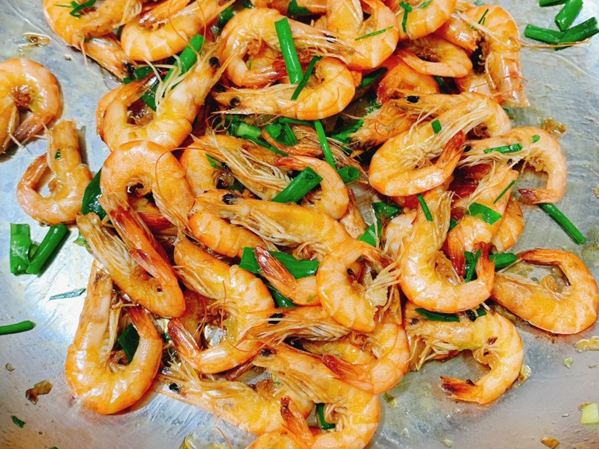 Tôm rang hành lá